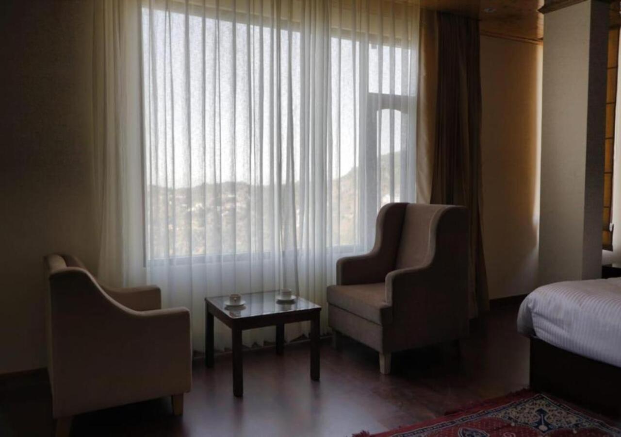 Отель The Alpine Retreat Шимла Экстерьер фото